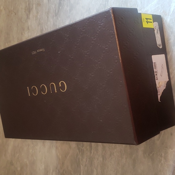 Gucci Shoe - Picture 5 of 5